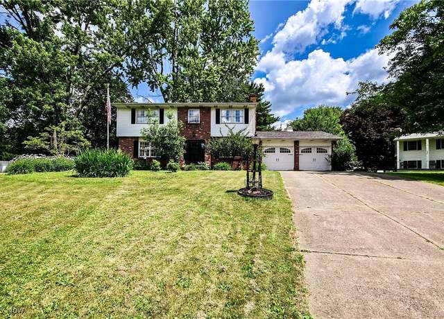 Property at 1920 Birk NE, Canton, OH 44705, 4 beds, 2.5 baths