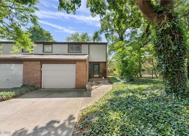 Property at 919 Saint Ambrose Dr, Akron, OH 44307, 3 beds, 1.5 baths