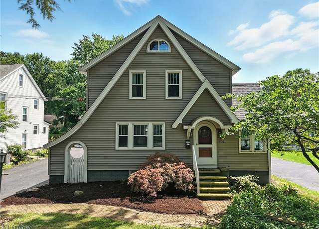 Property at 2021 Cleveland Rd, Wooster, OH 44691, 3 beds, 2.5 baths