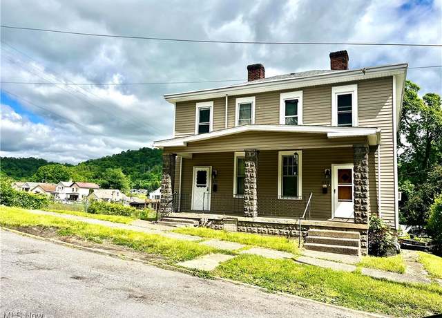 Property at 422 Whitely St, Bridgeport, OH 43912, 5 beds, 2 baths