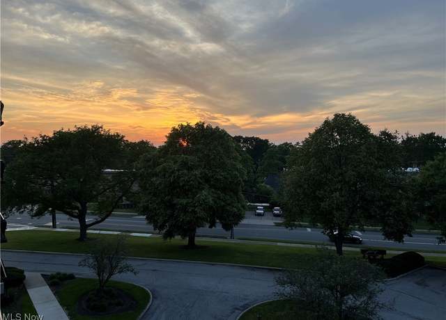 Property at 20333 Detroit Rd #412, Rocky River, OH 44116, 2 beds, 1 bath