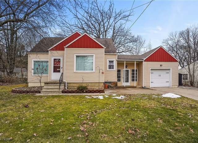Property at 76 Pfeiffer Ave, Akron, OH 44312, 3 beds, 1.5 baths