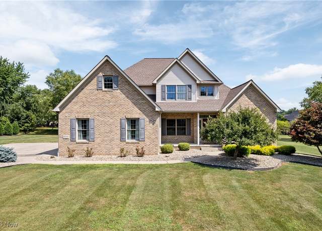 Property at 8349 Yorkshire St NW, Massillon, OH 44646, 5 beds, 2.5 baths