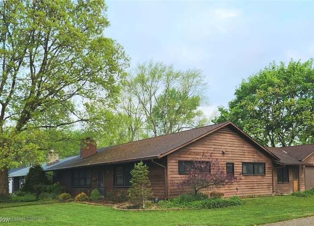Property at 346 Pattie Dr, Berea, OH 44017, 3 beds, 2 baths