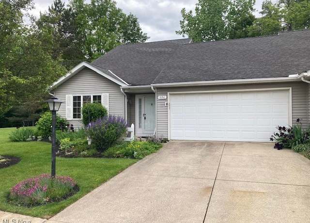 Property at 15762 Grosse Pointe Oval, Strongsville, OH 44136, 2 beds, 2.5 baths
