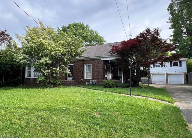 Property at 18 - 20 Bender St NE, Navarre, OH 44662, 3 beds, 1 bath