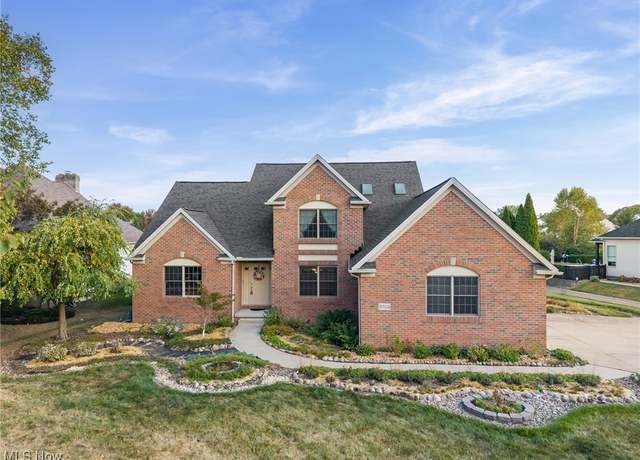 Property at 3383 Suffolk Downs, Stow, OH 44224, 3 beds, 2.5 baths