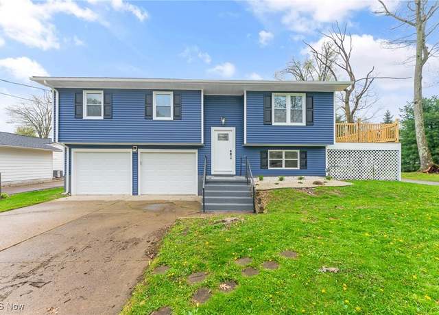 Property at 977 Chrysann Dr, Girard, OH 44420, 3 beds, 3 baths
