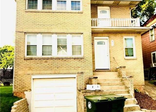 Property at 811 19th St NW, Canton, OH 44709, 2 beds, 2 baths