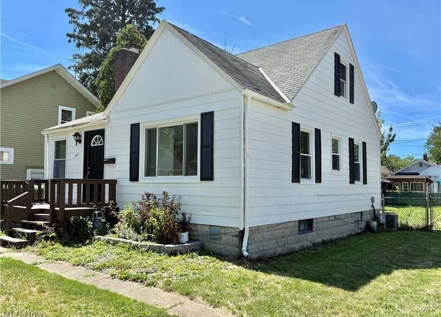 Property at 367 Concord Ave, Elyria, OH 44035, 2 beds, 1.5 baths