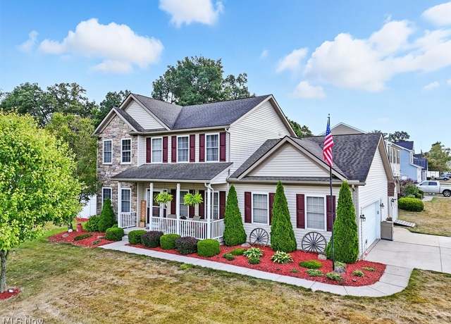 Property at 921 Sanctuary View Dr, Kent, OH 44240, 4 beds, 2.5 baths