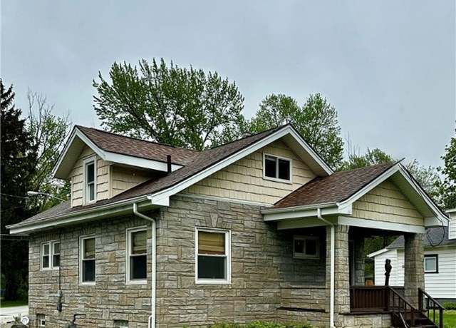 Property at 4031 Kirtland Rd, Willoughby, OH 44094, 2 beds, 1.5 baths