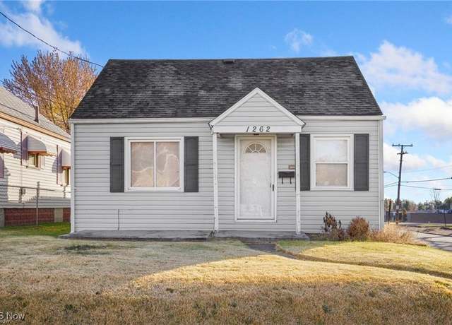 Property at 1262 Ardmore Ave SW, Canton, OH 44710, 2 beds, 1 bath