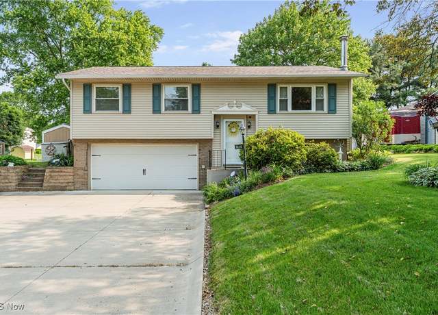 Property at 3016 12th St NW, Massillon, OH 44646, 3 beds, 1.5 baths