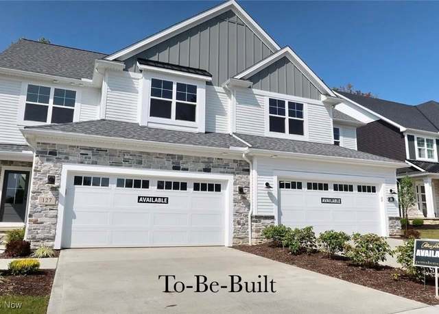Property at 103 Town Centre Dr, Broadview Heights, OH 44147, 3 beds, 2.5 baths