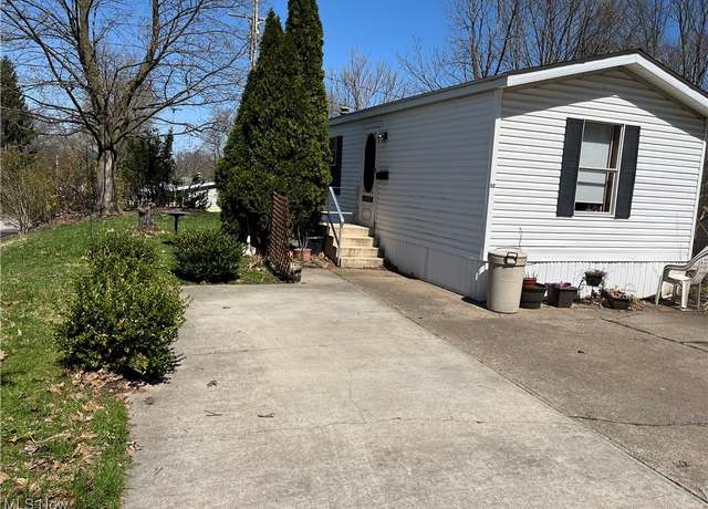 Property at 3948 Reid Ave #52, Lorain, OH 44052, 2 beds, 1 bath