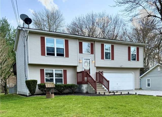 Property at 2210 Beach Dr, Akron, OH 44312, 3 beds, 1.5 baths