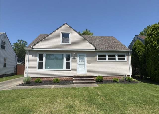 Property at 30131 Fairway Blvd, Willowick, OH 44095, 3 beds, 1 bath
