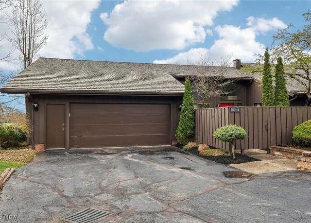 Property at 503-19 Concord Downs Ln, Aurora, OH 44202, 2 beds, 2 baths