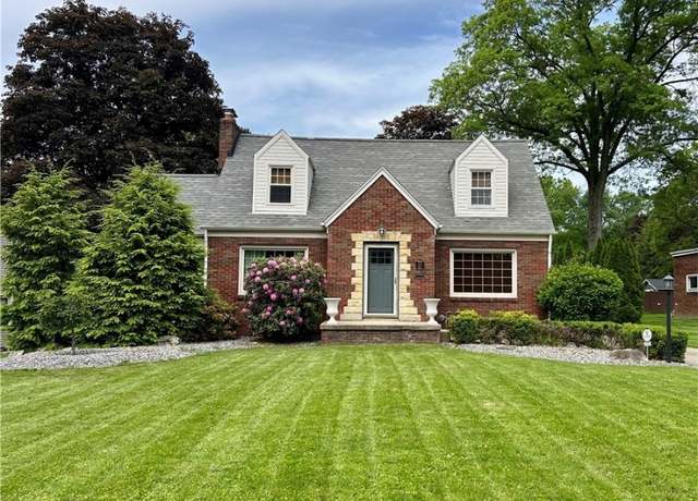 Property at 212 Wolcott Dr, Boardman, OH 44512, 4 beds, 1.5 baths