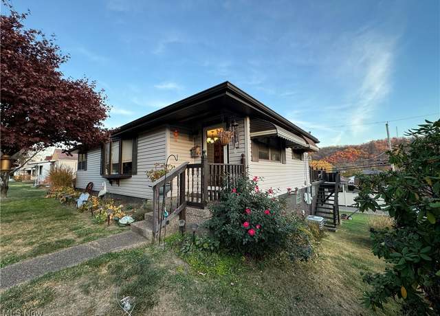 Property at 1122 Hukill St, Brilliant, OH 43913, 3 beds, 1 bath
