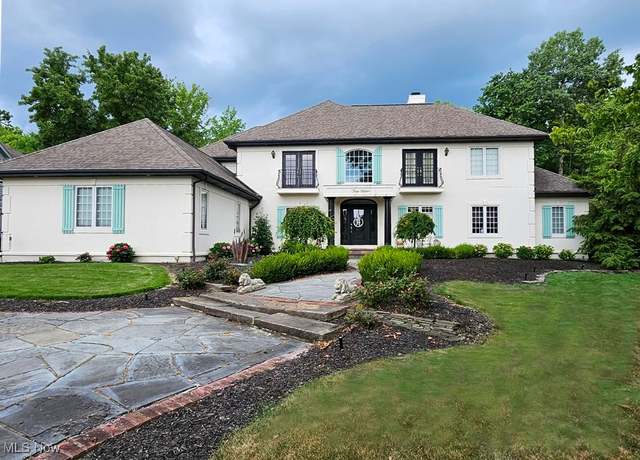 Property at 315 Glengarry Dr, Aurora, OH 44202, 4 beds, 5.5 baths
