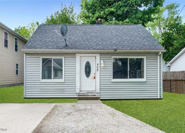 Property at 908 Hayes Ave, Willoughby, OH 44094, 3 beds, 1 bath