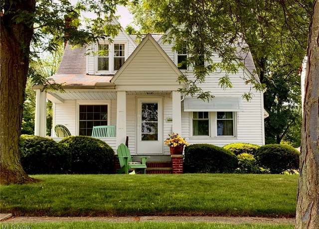 Property at 21437 Hillsdale Ave, Fairview Park, OH 44126, 4 beds, 1.5 baths