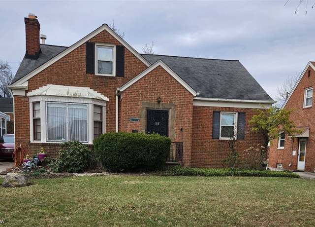Property at 3846 Warrendale Rd, South Euclid, OH 44118, 4 beds, 2.5 baths