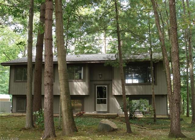 Property at 2335 Morning Star Dr, Roaming Shores, OH 44084, 6 beds, 2 baths