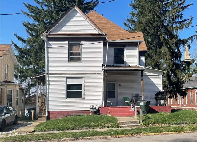 Property at 356 E Broadway St, Alliance, OH 44601, 3 beds, 2 baths
