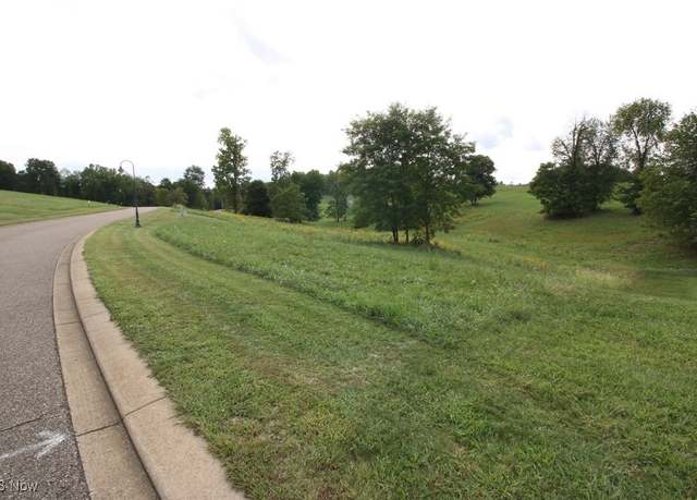 Property at 5270 Stonegate Dr, Zanesville, OH 43701
