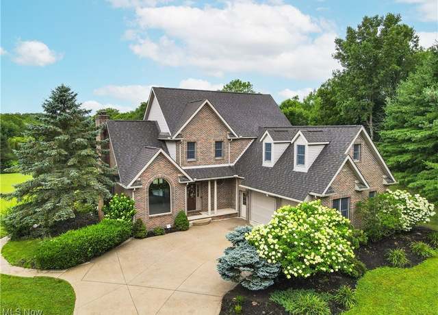 Property at 5952 Beach Rd, Wadsworth, OH 44281, 4 beds, 3.5 baths