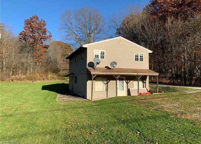 Property at 14540 Birch Rd, East Liverpool, OH 43920, 2 beds, 1.5 baths