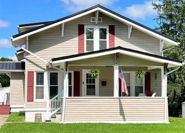Property at 992 N Kennebec Ave, Mcconnelsville, OH 43756, 4 beds, 2 baths