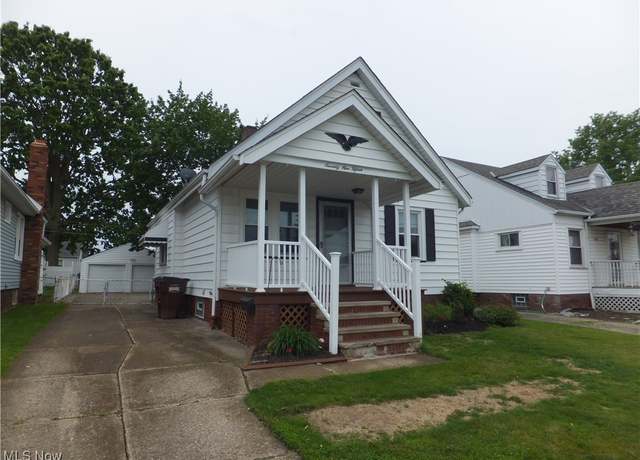 Property at 7915 Essen Ave, Parma, OH 44129, 2 beds, 1 bath