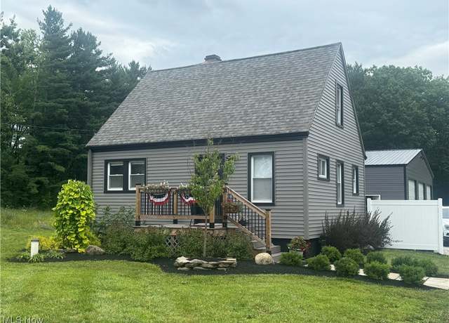 Property at 11105 Chillicothe Rd, Chesterland, OH 44026, 3 beds, 2 baths