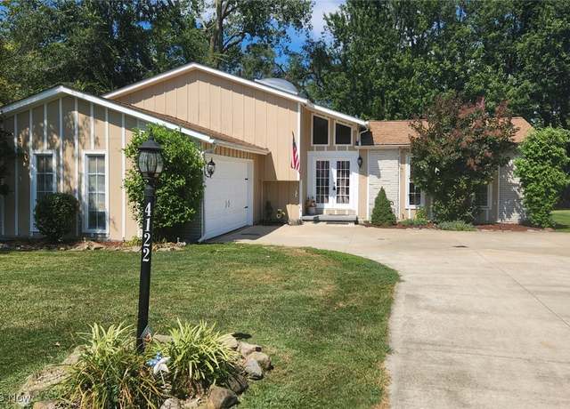 Property at 4122 Woodstock Dr, Lorain, OH 44053, 4 beds, 2 baths