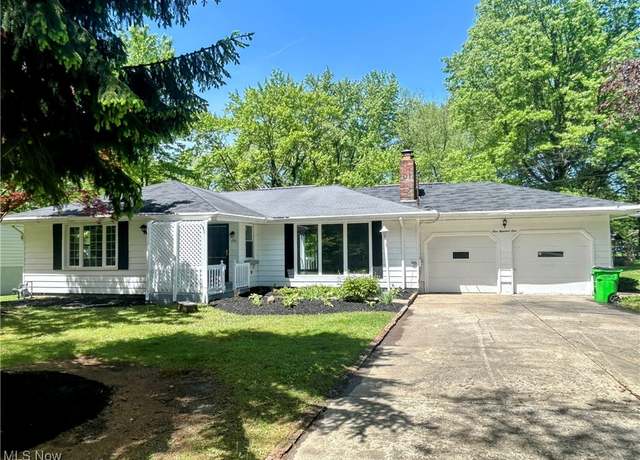 Property at 101 Carmia Rd, Munroe Falls, OH 44262, 3 beds, 1.5 baths