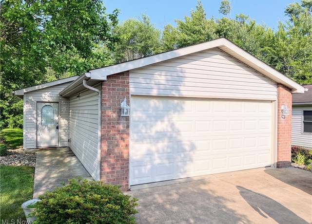 Property at 408 Orchard Hl, Leetonia, OH 44431, 2 beds, 1 bath