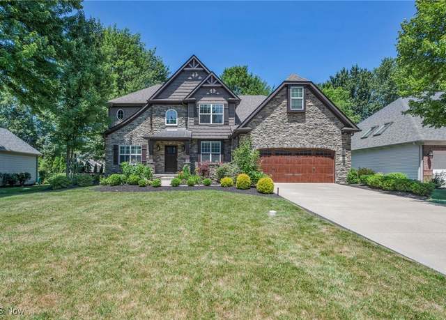 Property at 33620 Saint Francis Dr, Avon, OH 44011, 4 beds, 3.5 baths