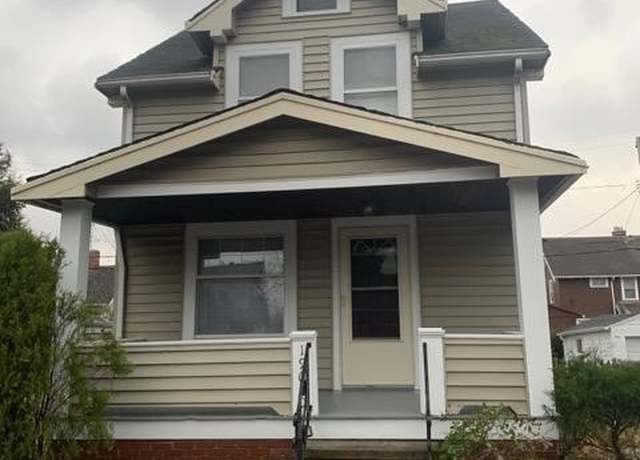 Property at 19050 Naumann Ave, Euclid, OH 44119, 2 beds, 1 bath