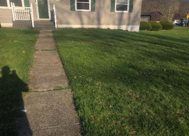 Property at 3904 Mctaggart Blvd, Kent, OH 44240, 3 beds, 2 baths