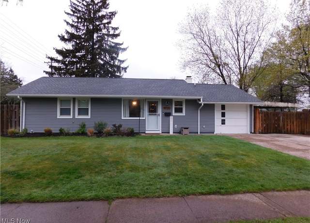 Property at 9720 W Ridgewood Dr, Parma Heights, OH 44130, 3 beds, 1 bath