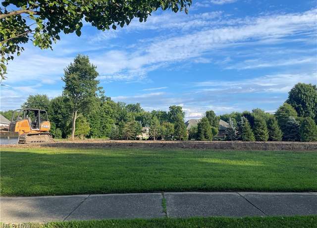 Property at Hideout Ct, Ashtabula, OH 44004