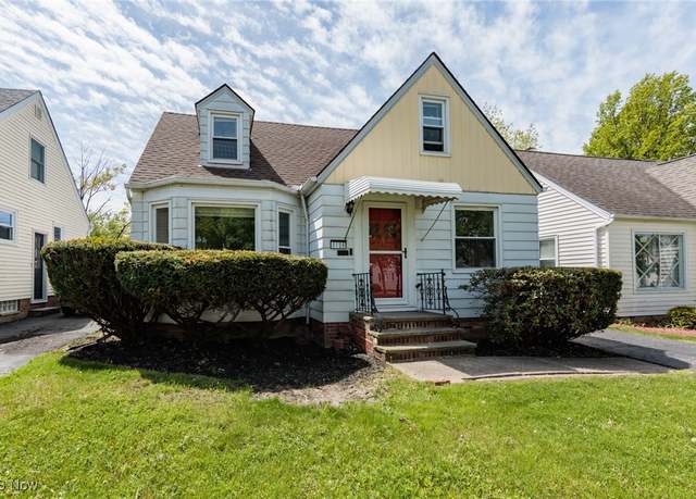 Property at 4138 Hinsdale Rd, South Euclid, OH 44121, 3 beds, 2 baths