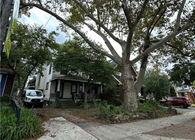 Property at 12406 Larchmere Blvd, Cleveland, OH 44120, 3 beds, 1 bath