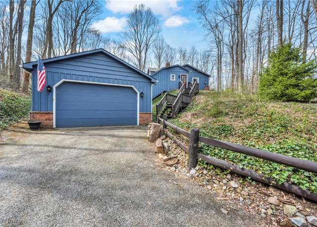 Property at 12150 Heath Rd, Chesterland, OH 44026, 4 beds, 2.5 baths