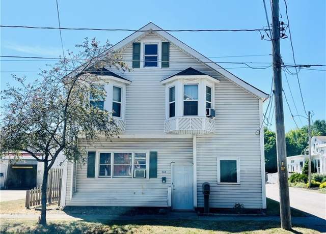 Property at 404 S Broadway, Geneva, OH 44041, 4 beds, 2 baths