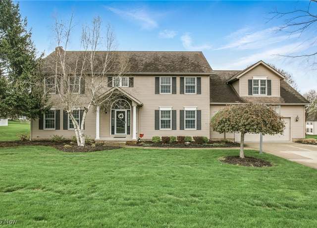 Property at 389 Stonybrook Cir, Wadsworth, OH 44281, 6 beds, 3.5 baths